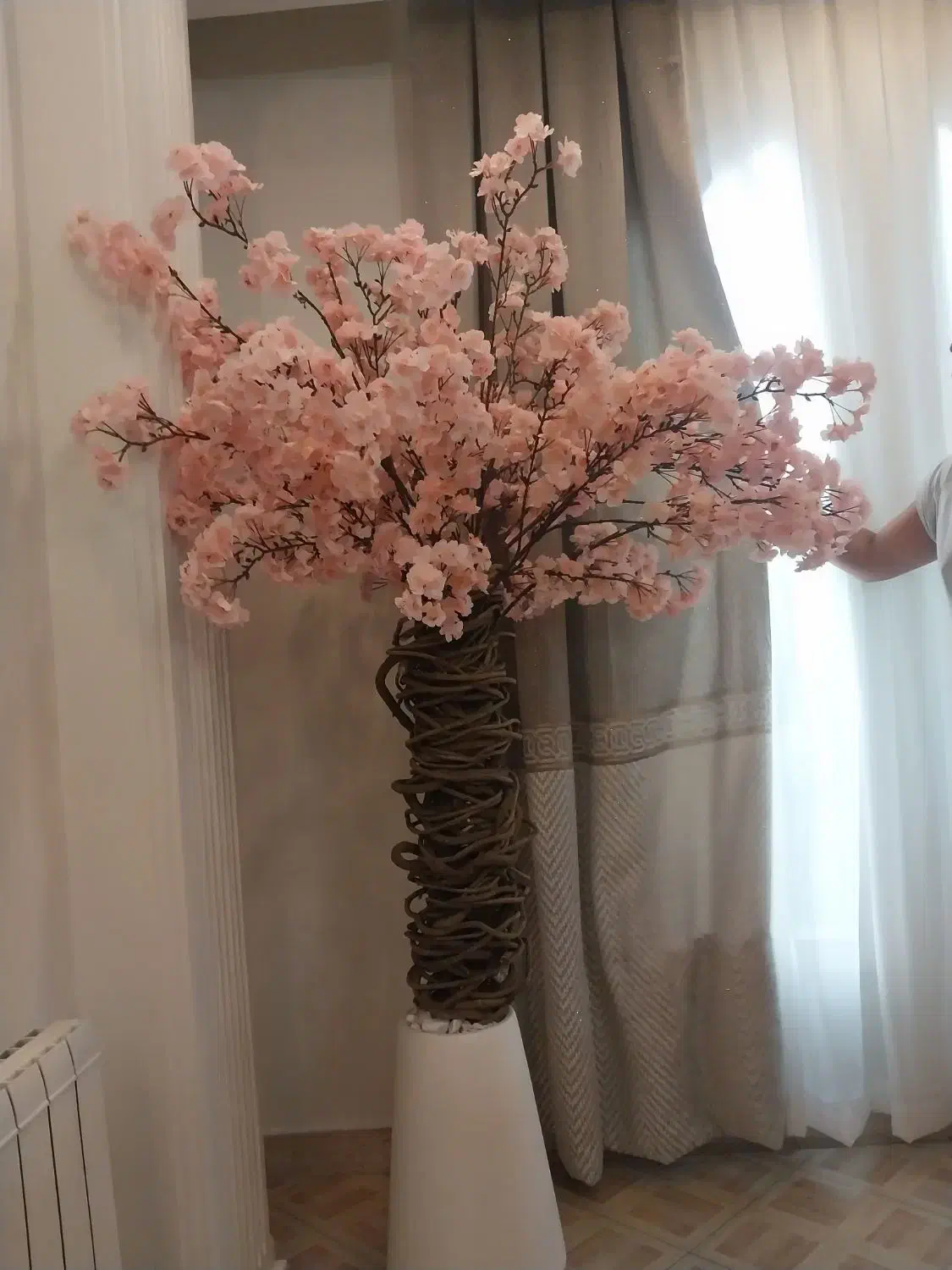 درخت شکوفه های بهاری|گل مصنوعی|تهران, آهنگ|دیوار