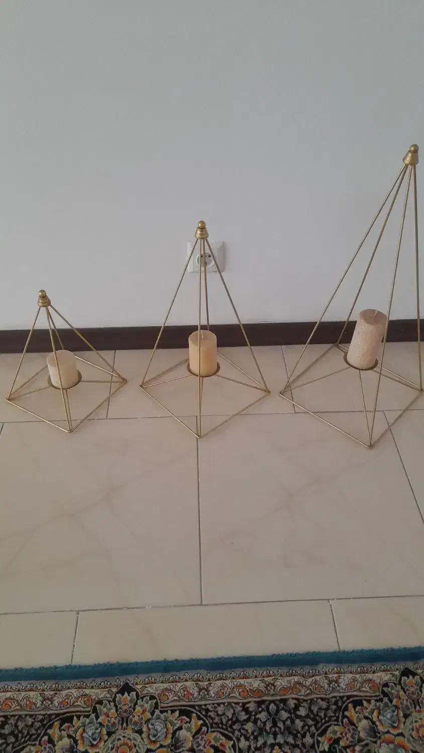 شعمدانی باشمع وساعت درحد نو|ساعت دیواری و تزئینی|تهران, مجیدآباد|دیوار