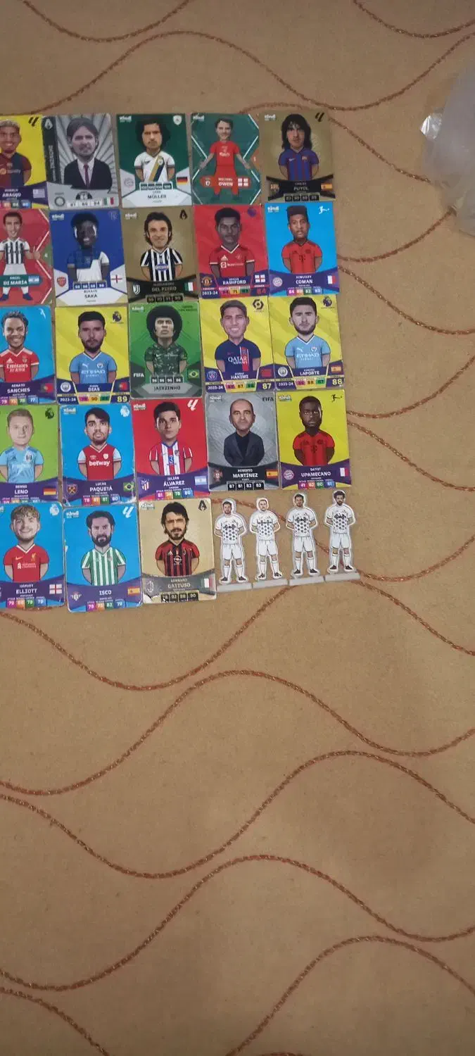 کیمدی|اسباببازی|چغادک, |دیوار