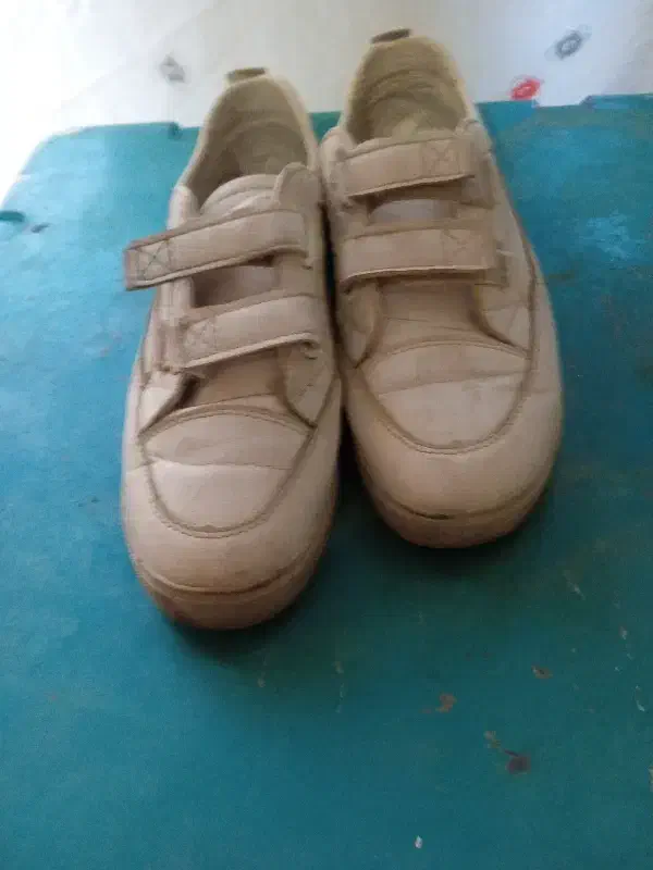 کفش در حد نو سالم|کیف، کفش، کمربند|خرم‌آباد, |دیوار