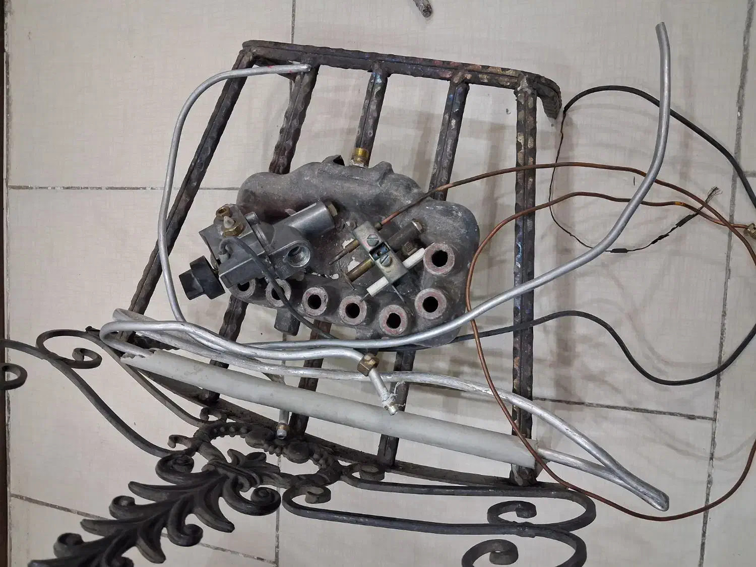 شومینه|بخاری، هیتر، شومینه|اندیشه, اندیشه فاز ۱|دیوار