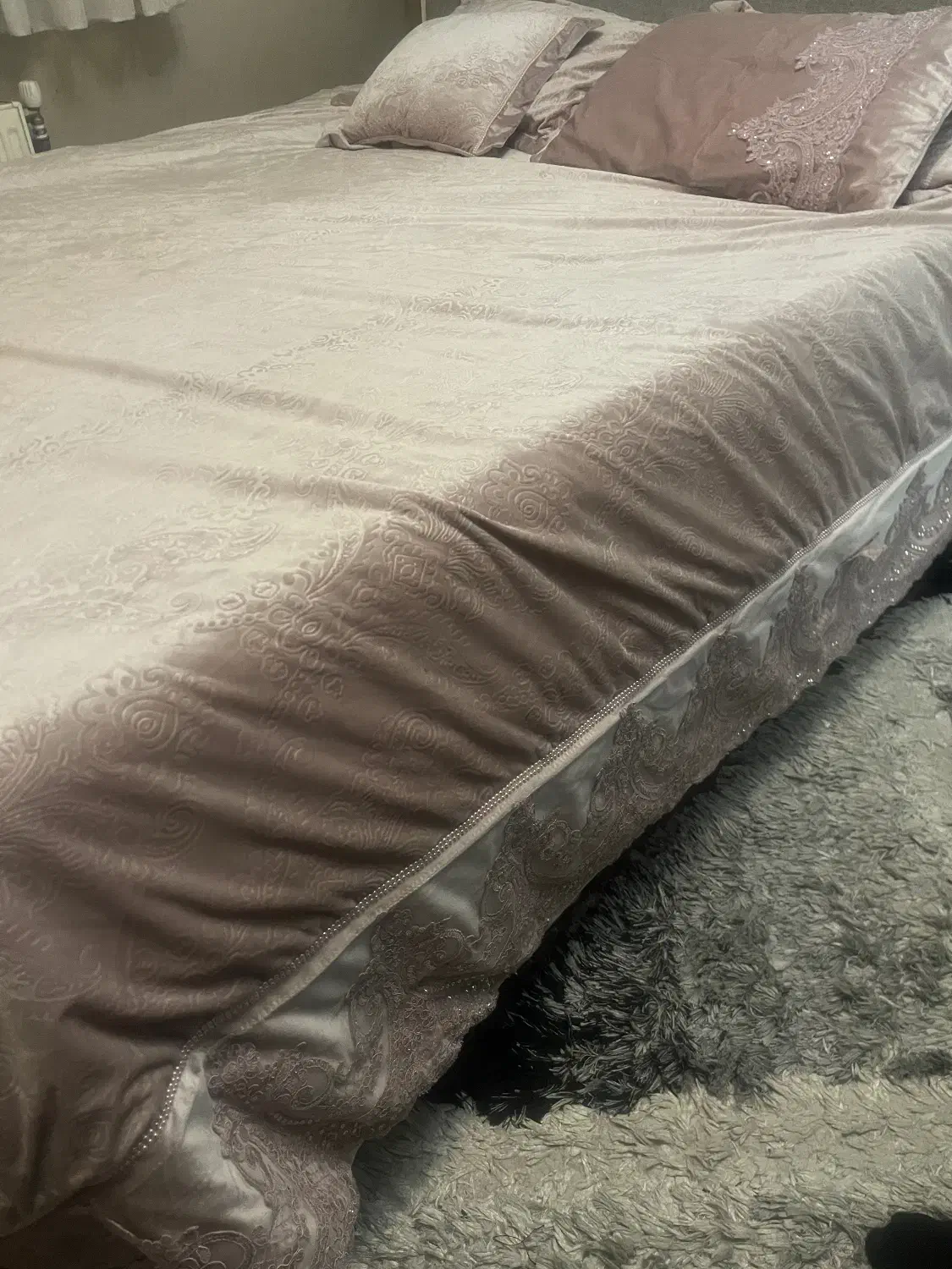 روتختی ۲ نفره مخمل ترک نو نو حتی برای جهیزیه|سرویس روتختی|تهران, پردیسان|دیوار