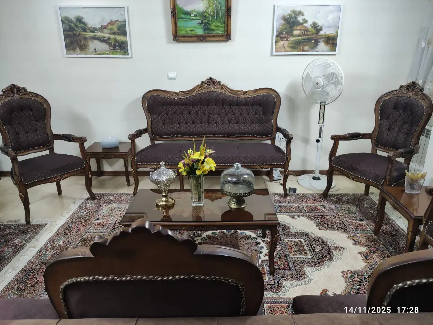 مبلمان خانگی ۸ نفره به همراه میز غذا خوری|مبلمان خانگی و میز عسلی|کرج, کرج نو|دیوار