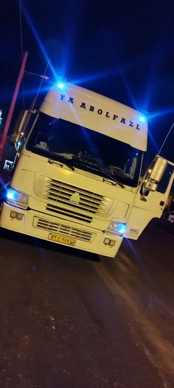 هوو 2006|خودرو سنگین|قائن, |دیوار