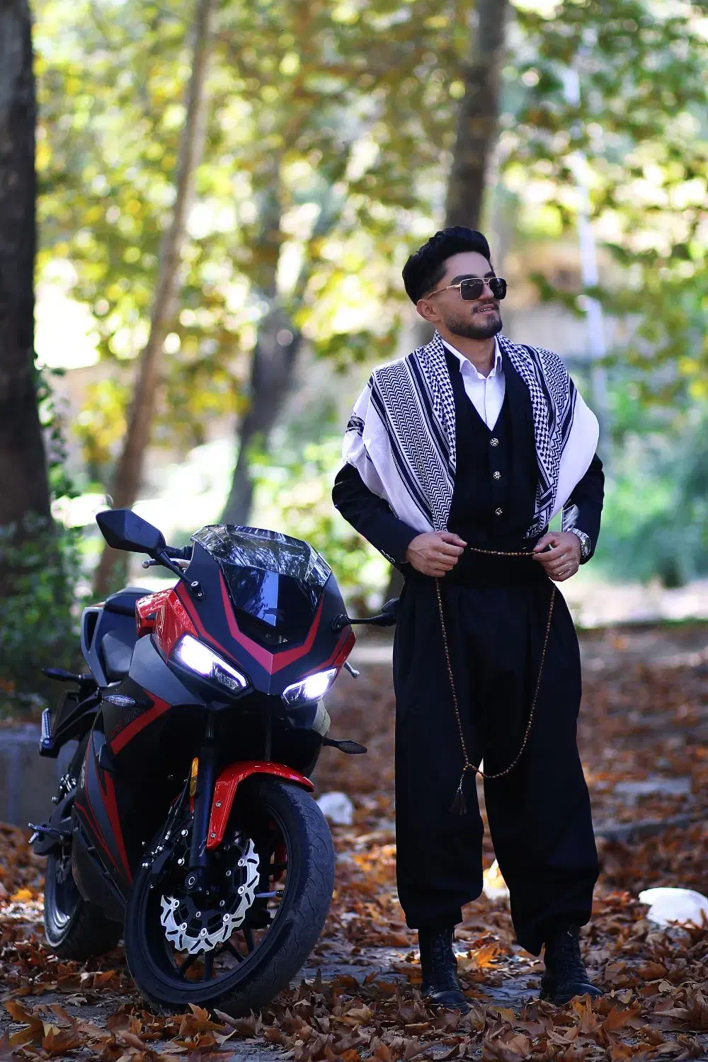 عکاسی اتلیه و سیار|خدمات پذیرایی، مراسم|سنندج, |دیوار