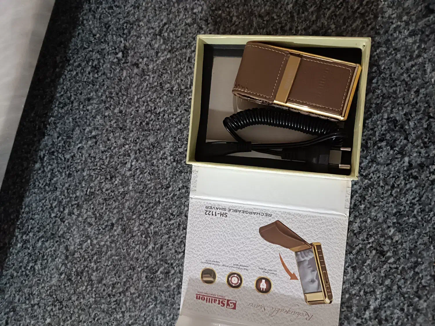 ماشین ریش تراش مسافرتی|آرایشی، بهداشتی، درمانی|الشتر, |دیوار