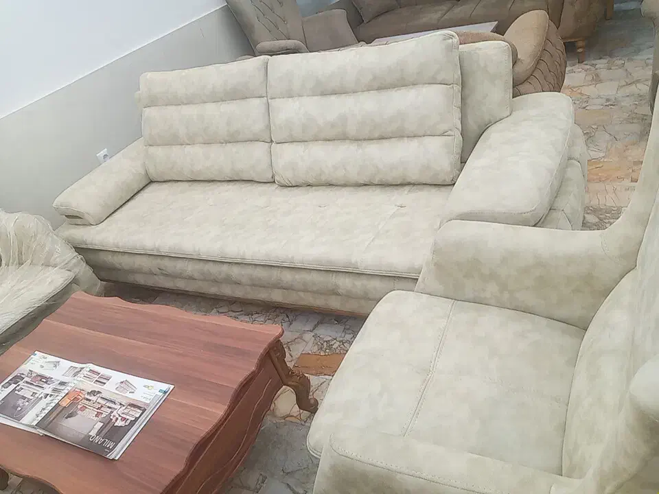 آخرین حراج پاییزی|مبلمان خانگی و میز عسلی|سبزوار, کوی بهار|دیوار