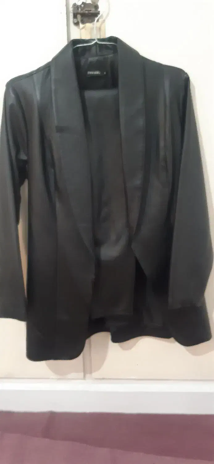 کت وشلوار چرم دخترانه.سایز۳۸ ۴۰|لباس|محمدشهر, محمدشهر|دیوار