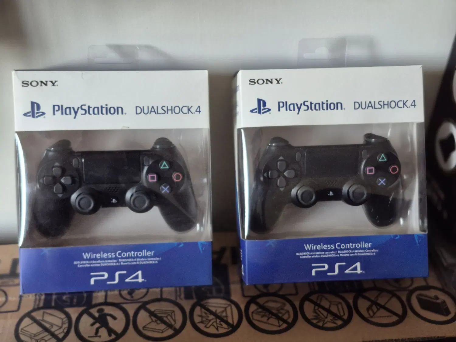 دسته ps4|کنسول، بازی ویدئویی و آنلاین|بروجرد, |دیوار