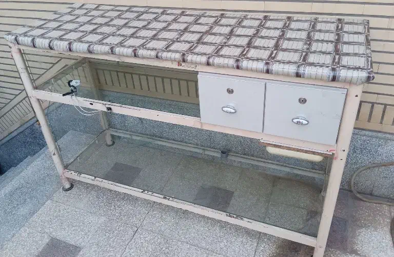 میز پیشخوان|میز و صندلی غذاخوری|قم, زنبیل آباد|دیوار