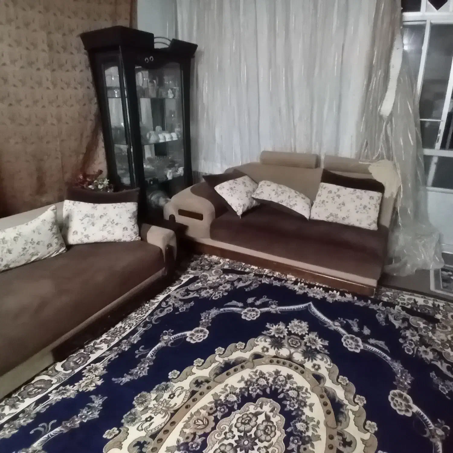 فروش یک دست مبل|مبلمان خانگی و میز عسلی|صومعهسرا, |دیوار