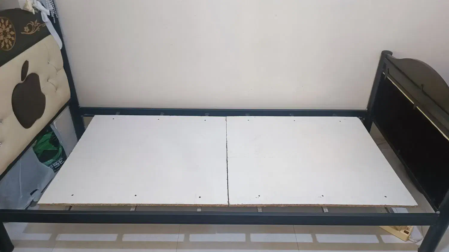 تخت فرفورژه اپل|تخت و سرویس خواب|تهران, جوادیه تهرانپارس|دیوار