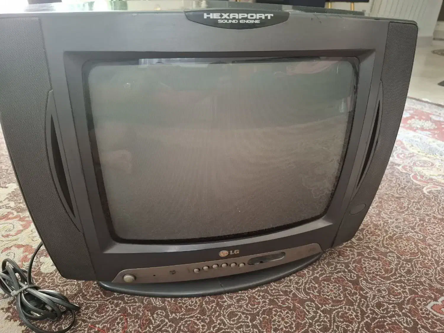 تلویزیون 14اینچ رنگی LG|تلویزیون و پروژکتور|تهران, حشمتیه|دیوار