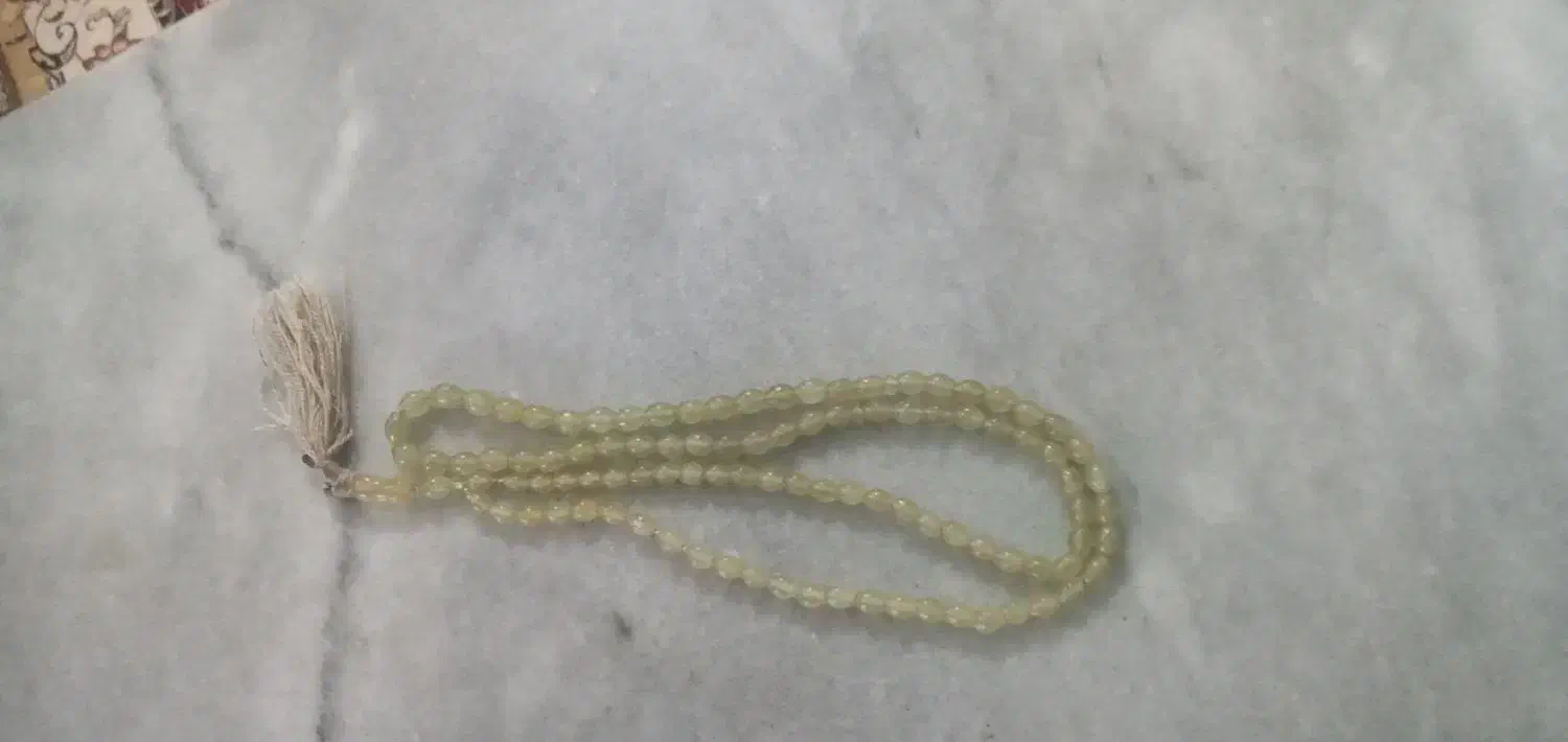 تسبی شاه مقصود|کلکسیون اشیاء عتیقه|کبودرآهنگ, |دیوار