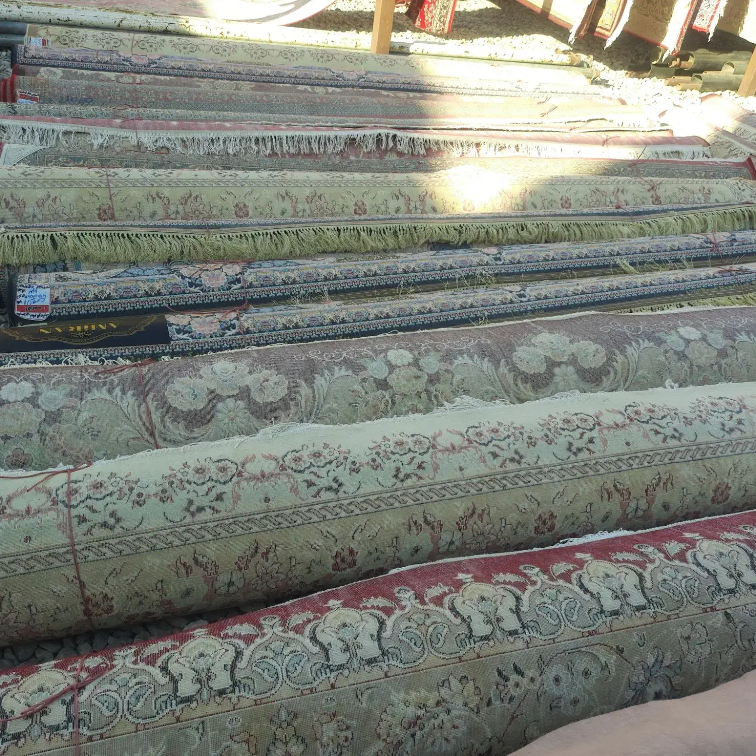 راننده حرفه ای و کارگر در قالیشویی|استخدام سرایداری و نظافت|زابل, |دیوار