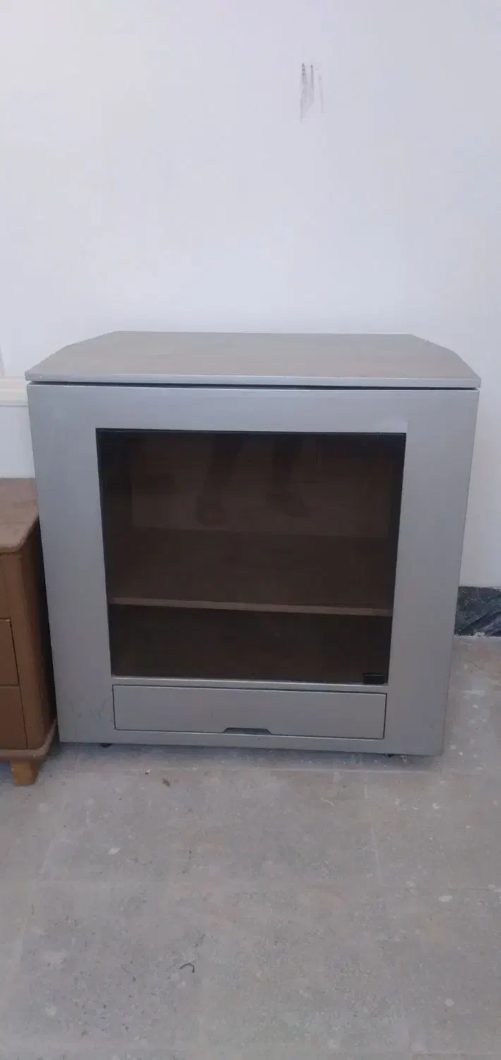 میز تلویزیون بزرگ دوطبقه یک کشو مناسب تا ۳۲ لینچ|میز تلویزیون|قم, کیوانفر|دیوار