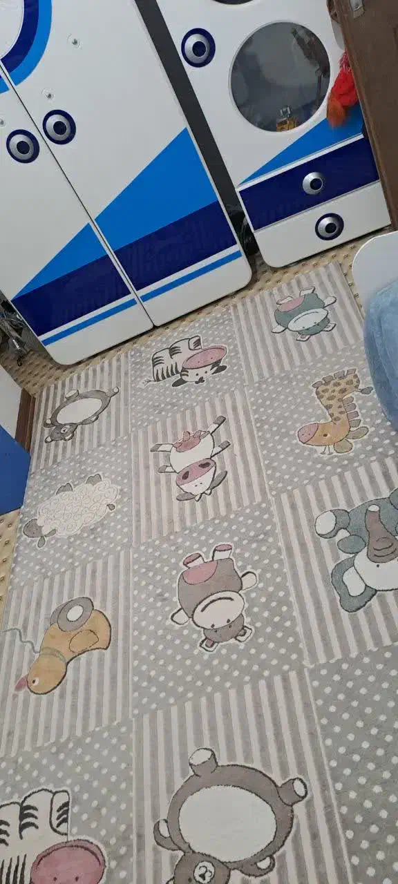 فرش کودک|فرش|اصفهان, بهارستان|دیوار