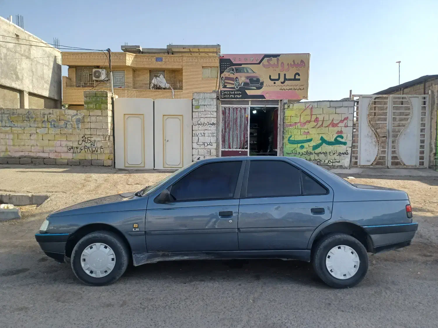 پژو ۴۰۵|خودرو سواری و وانت|جیرفت, |دیوار