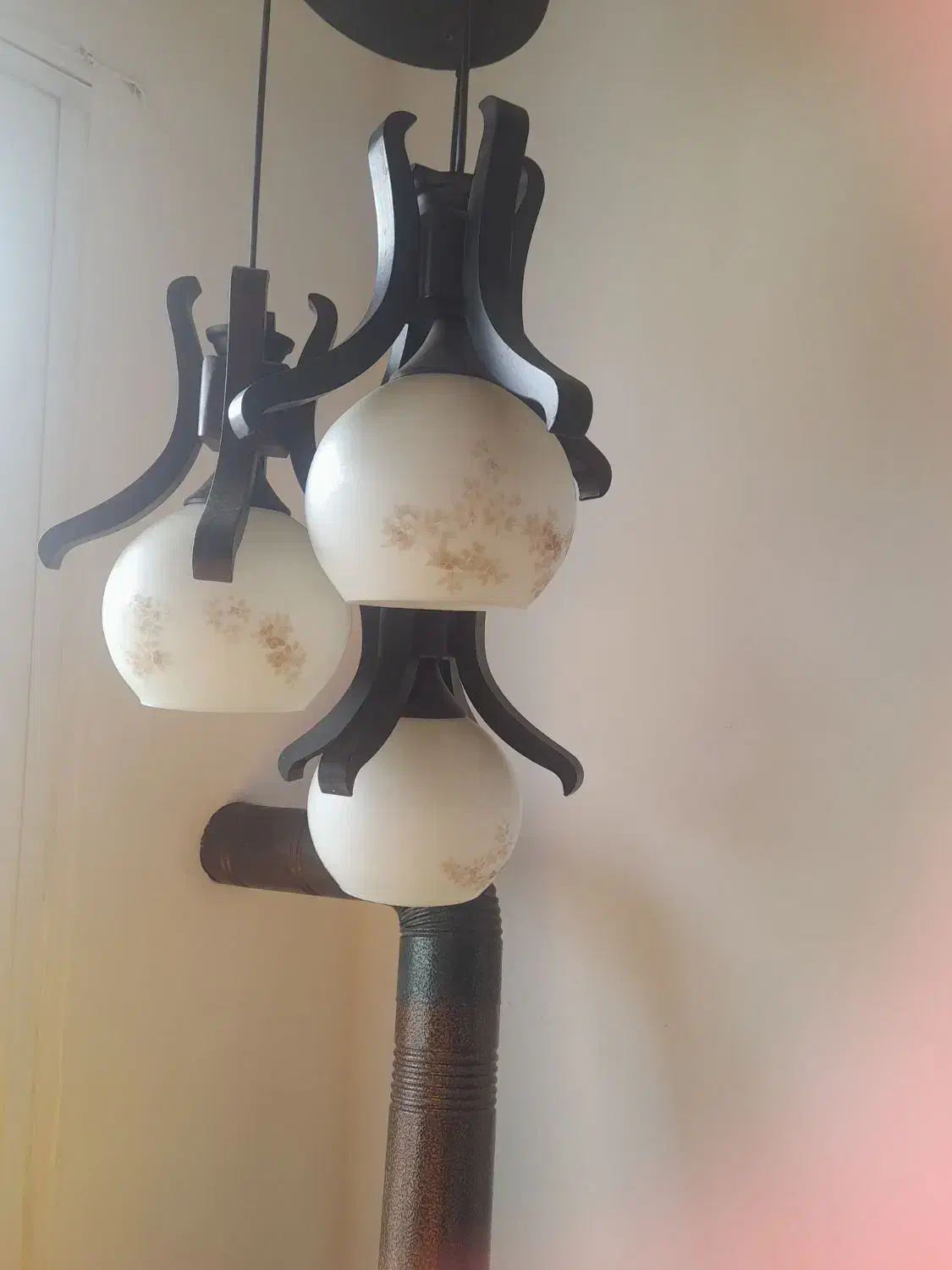 لوستر سه شاخه|لوستر و چراغ آویز|مشهد, شهرک رازی (شهرک غرب)|دیوار