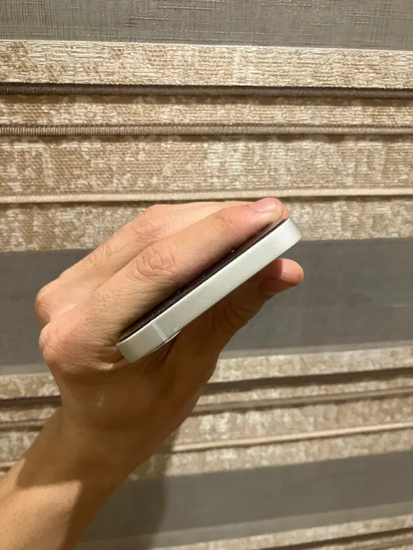 ایفون16e|موبایل|مشهد, رضاشهر|دیوار