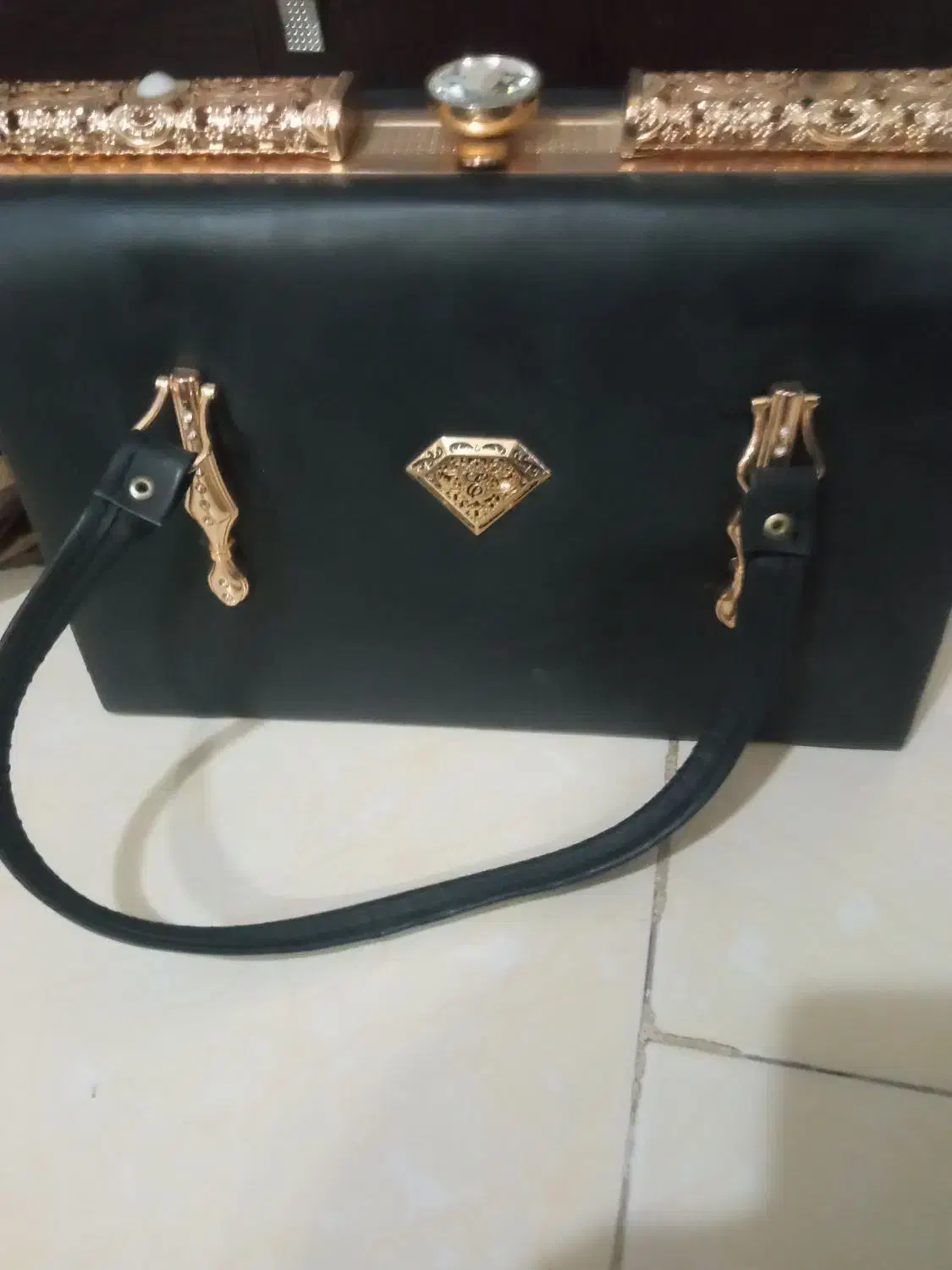 کیفهای سالم|کیف، کفش، کمربند|گلبهار, شهر جدید گلبهار|دیوار