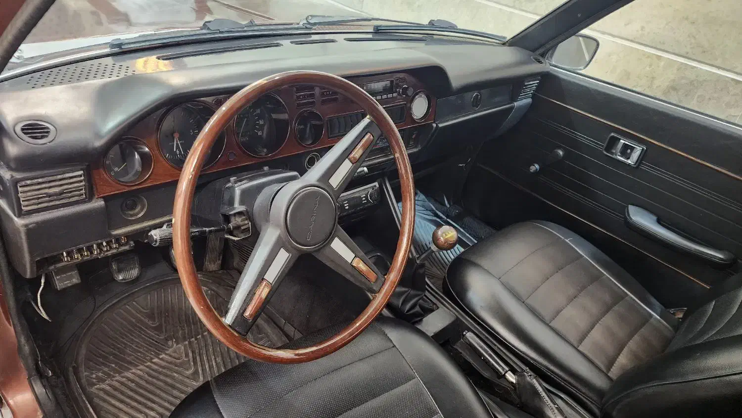 تویوتا کارینا نقد اقساط|خودرو کلاسیک|مشهد, نرگس (شهرک غرب)|دیوار