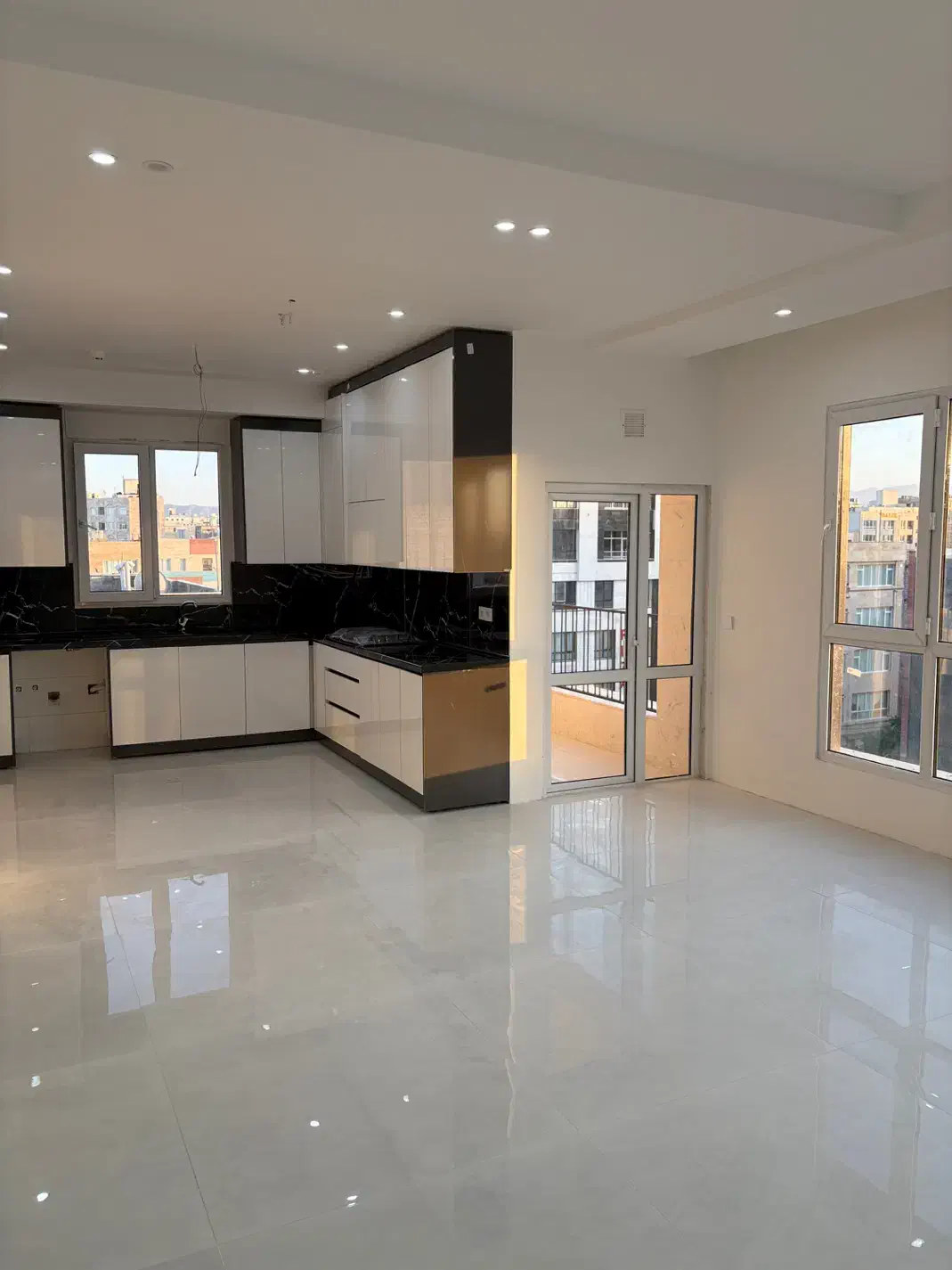 ۱۰۵ متری صفر ۸ واحدی سه نبش / شاهکار سند آماده|فروش آپارتمان|مشهد, الهیه|دیوار