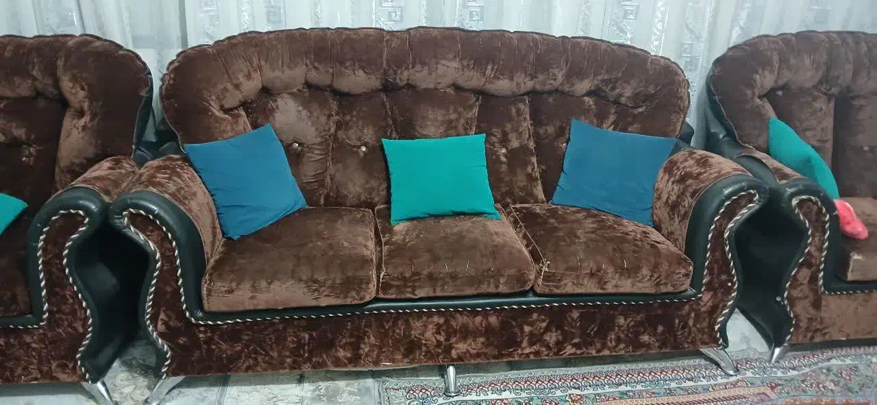 فروشی مبل هفت نفره وعدد قالی ۱۲متری نهبندان|مبلمان خانگی و میز عسلی|نهبندان, |دیوار