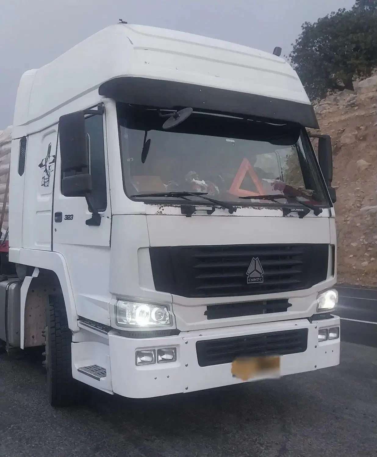 هوو ۲۰۰۵|خودرو سنگین|فرخشهر, |دیوار