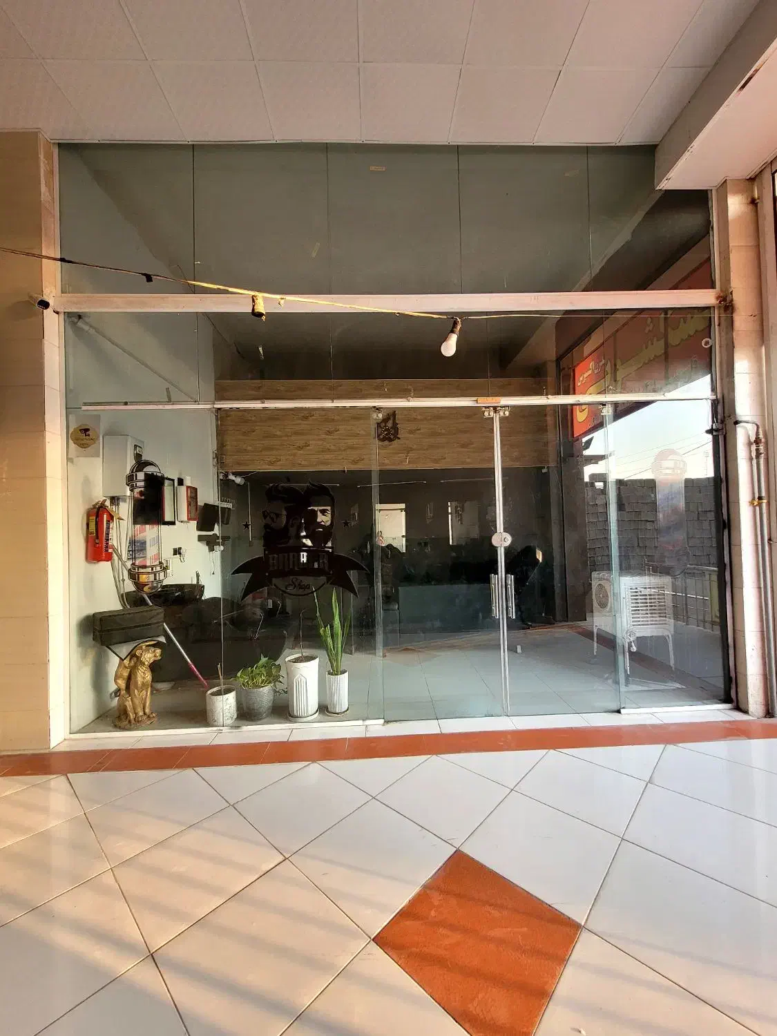 فروش تجاری صدرا فاز یک|فروش مغازه و غرفه|صدرا-فارس, فاز ۱|دیوار