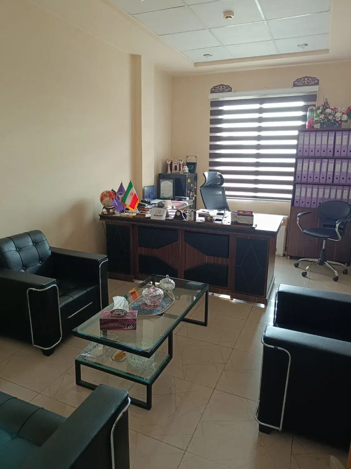 استخدام همکار خانم مهاباد|استخدام اداری و مدیریت|مهاباد (آذربایجان غربی), |دیوار