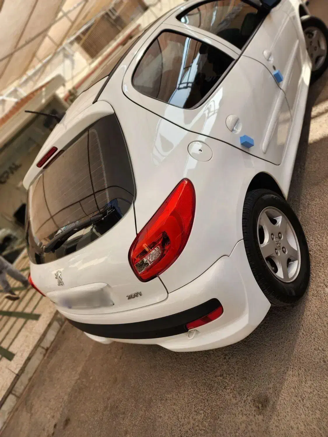 ۲۰۷ پانا ۴۰۲ دنده ای|خودرو سواری و وانت|اصفهان, هزارجریب|دیوار