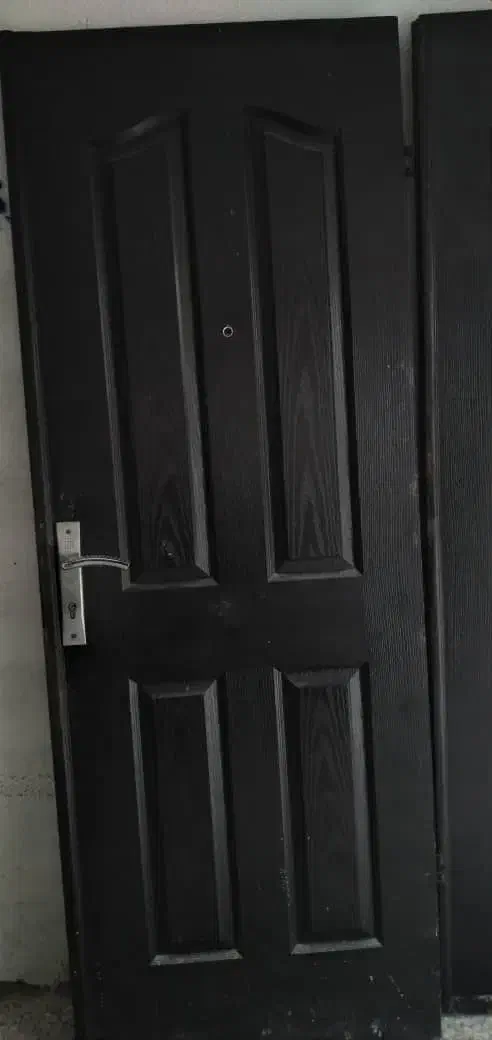 درب ورودی چوبی طرح دار|مصالح و تجهیزات ساختمان|بندر انزلی, ساحل قو|دیوار