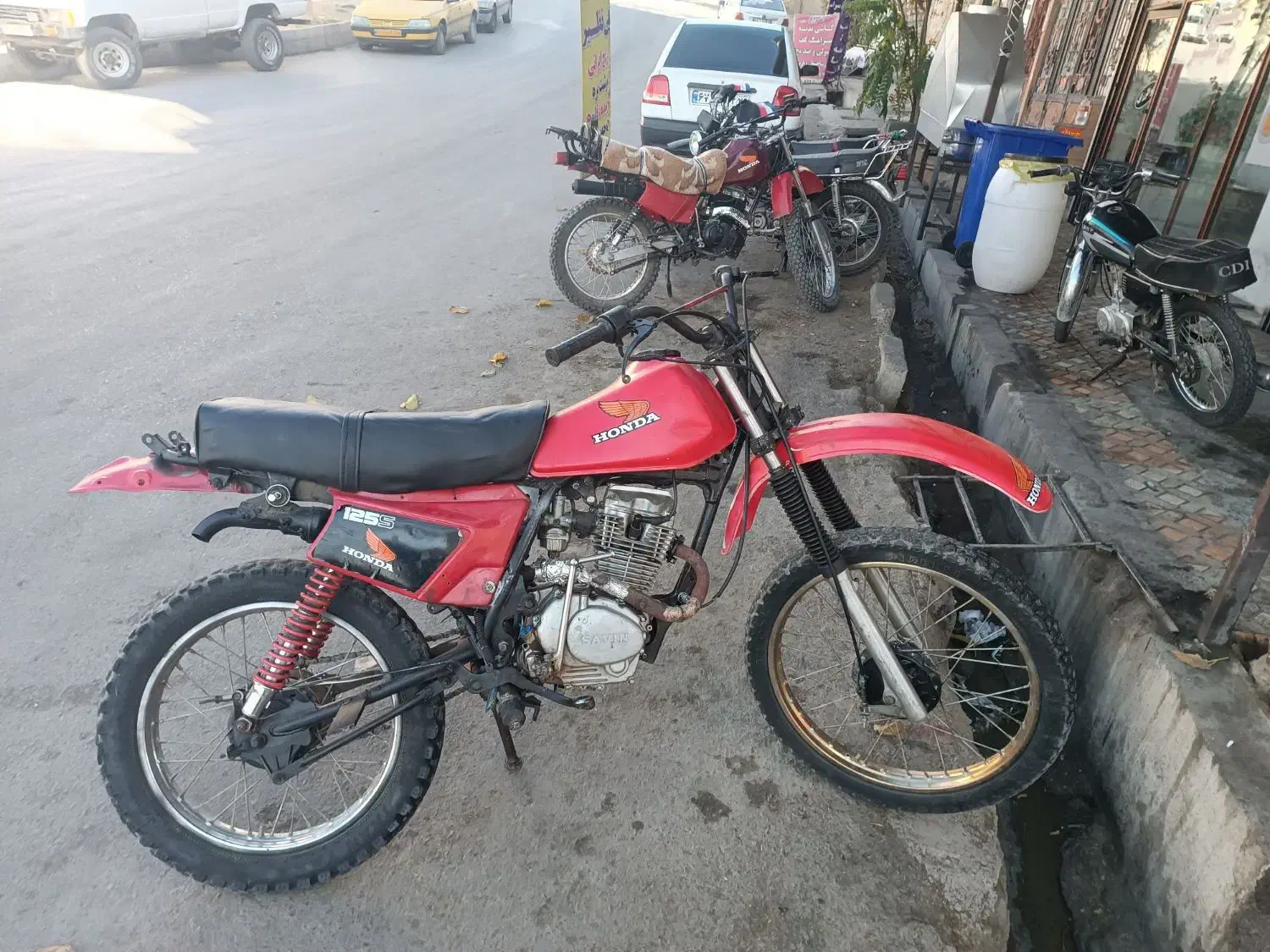 تریل اکسل،ش شاسی و موتور سالم|موتورسیکلت|جوانرود, |دیوار