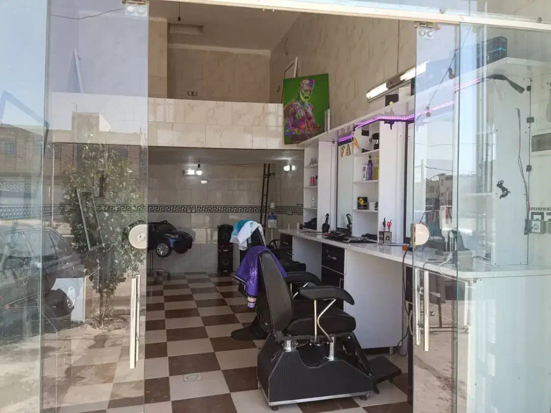 دکور آرایشگاه|آرایشگاه و سالنهای زیبایی|شیراز, شهرک سعدی|دیوار