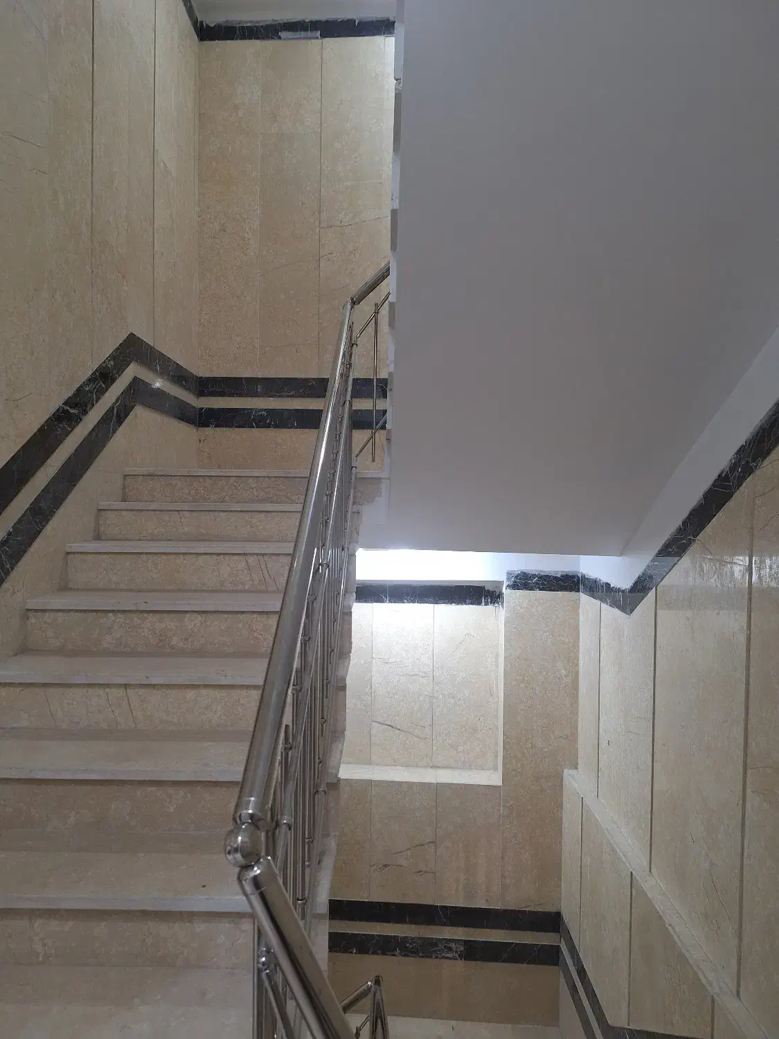 اجاره آپارتمان ۱۱۰ متر  رهن کامل