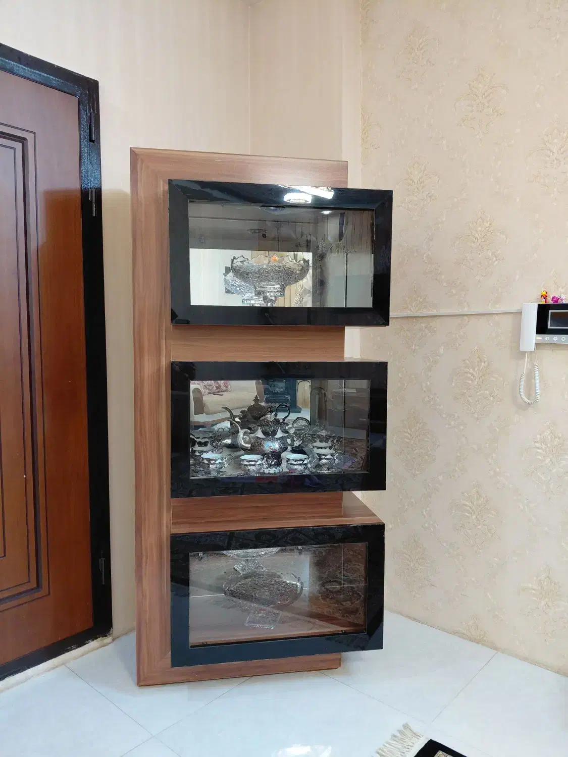 بوفه سالم|بوفه، ویترین، کنسول|مشهد, کارگران|دیوار