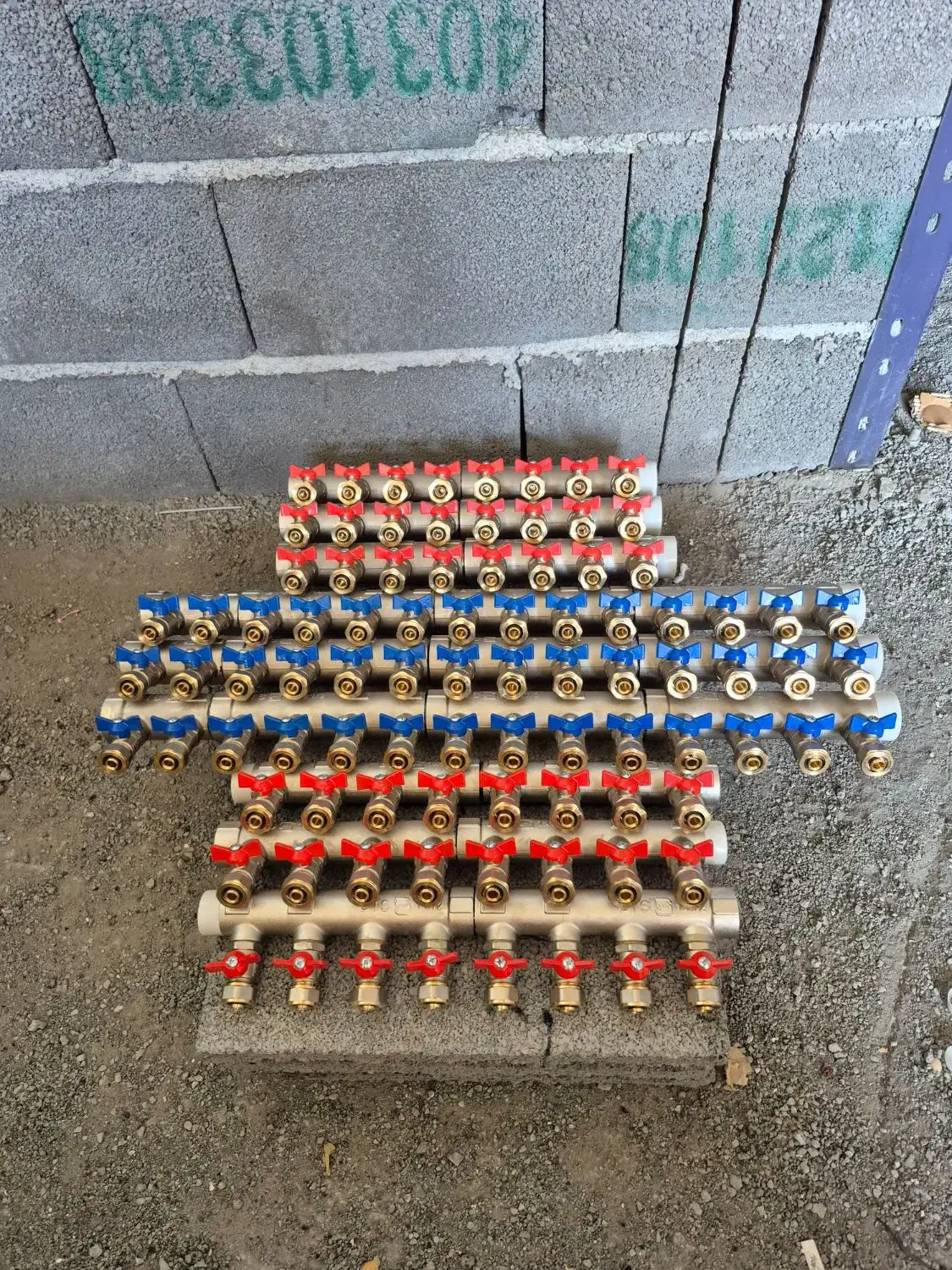 نیروی کار برای لوله کشی تاسیسات ساختمان|استخدام معماری، عمران و ساختمانی|میبد, |دیوار