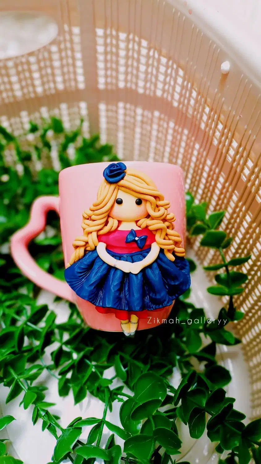 آمورش عروسک روی ظروف|خدمات آموزشی|بروجرد, |دیوار