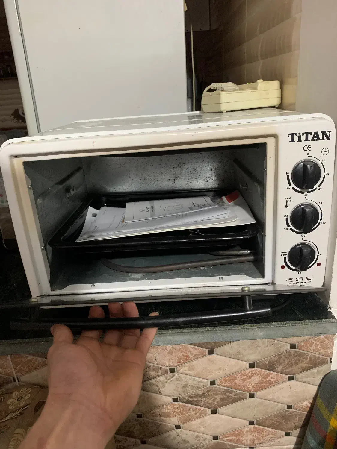 فر با کیفیت خوب مارک تیتان|اجاق گاز و لوازم برقی پخت‌وپز|ماسال, |دیوار