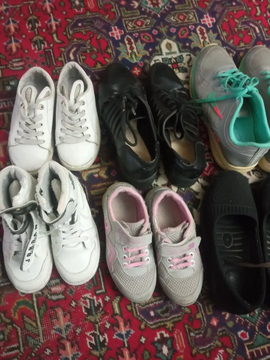 چند جفت کفش در سایز های مختلف|کیف، کفش، کمربند|تبریز, |دیوار