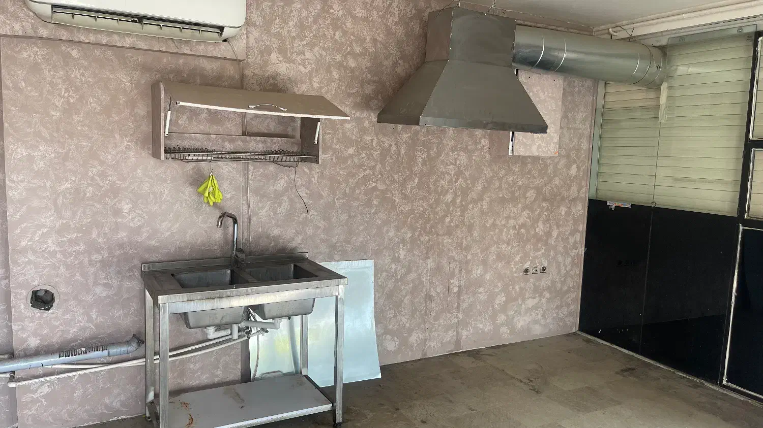 فروش وسایل کافه|کافی‌شاپ و رستوران|شاهین‌شهر, طالقانی|دیوار