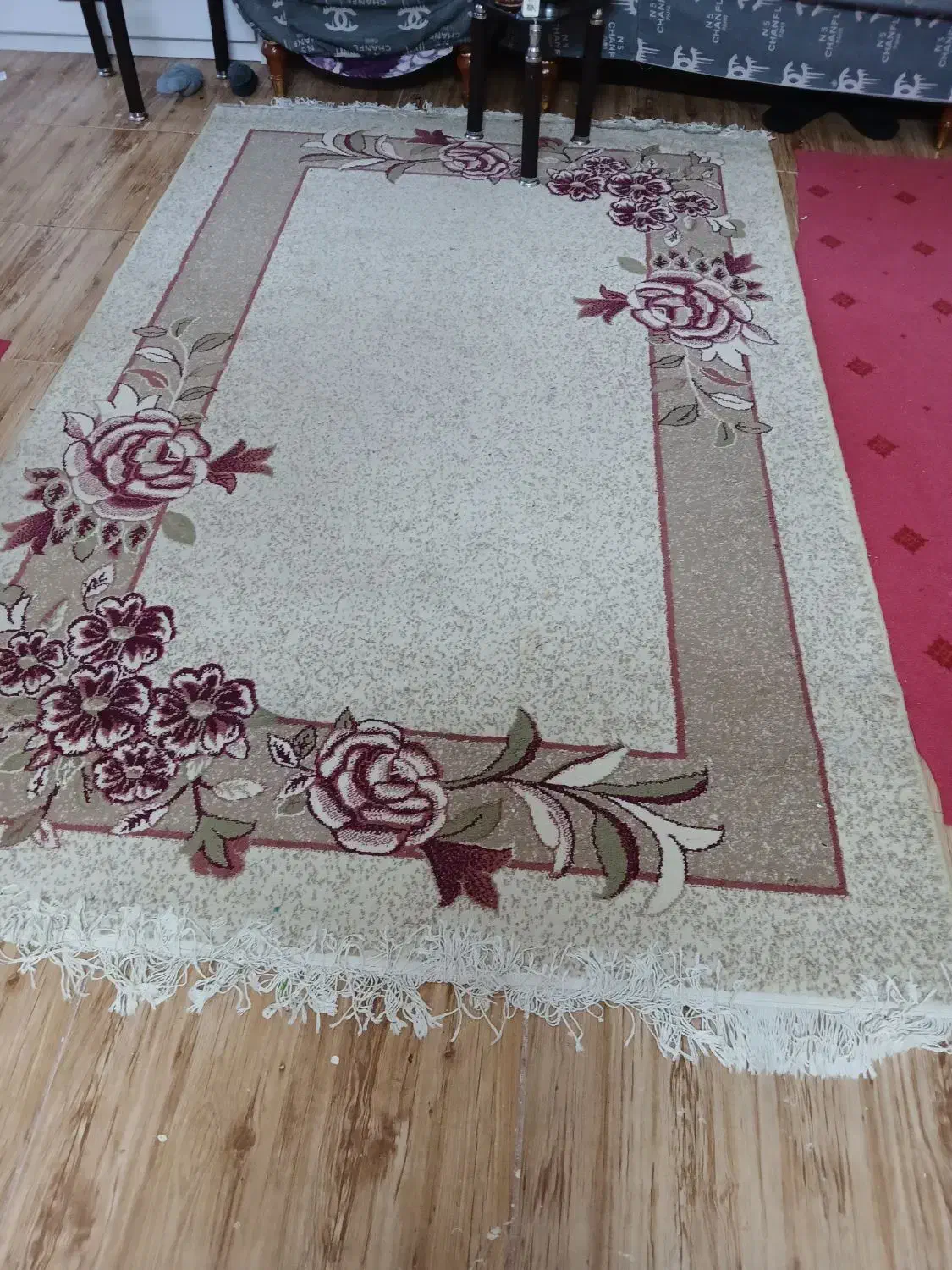 فرش|فرش|کرج, ساسانی (قلمستان)|دیوار