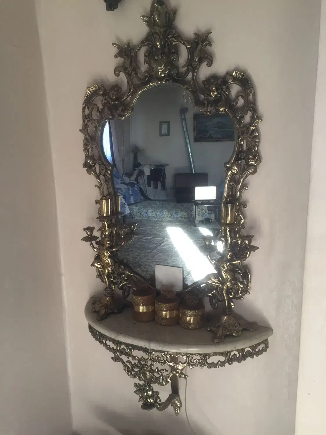 آینه و شمعدان برنز|آینه|فردیس, فردیس|دیوار