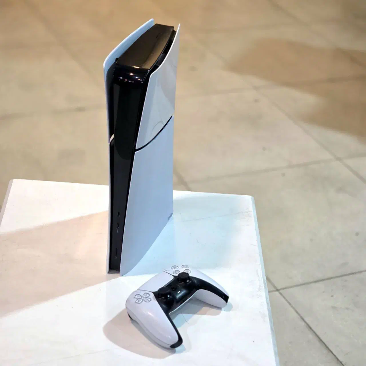 کنسول PS5 Slim تک دسته اروپا|کنسول، بازی ویدئویی و آنلاین|شیراز, ملاصدرا|دیوار