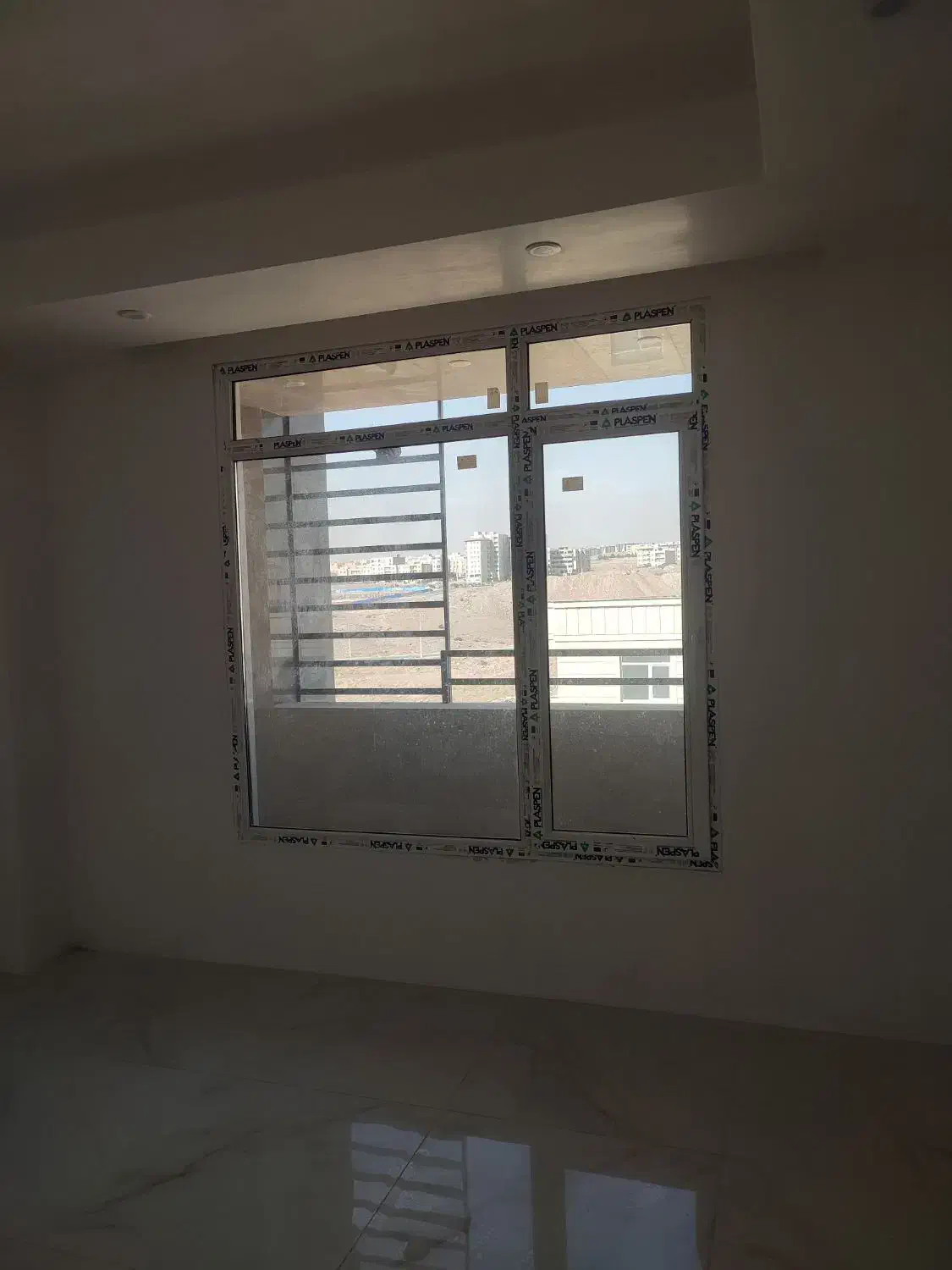 فروش یک واحدیاکلی یابه تعدادهشتگرد|فروش آپارتمان|هشتگرد, فاز ۳ مهستان|دیوار