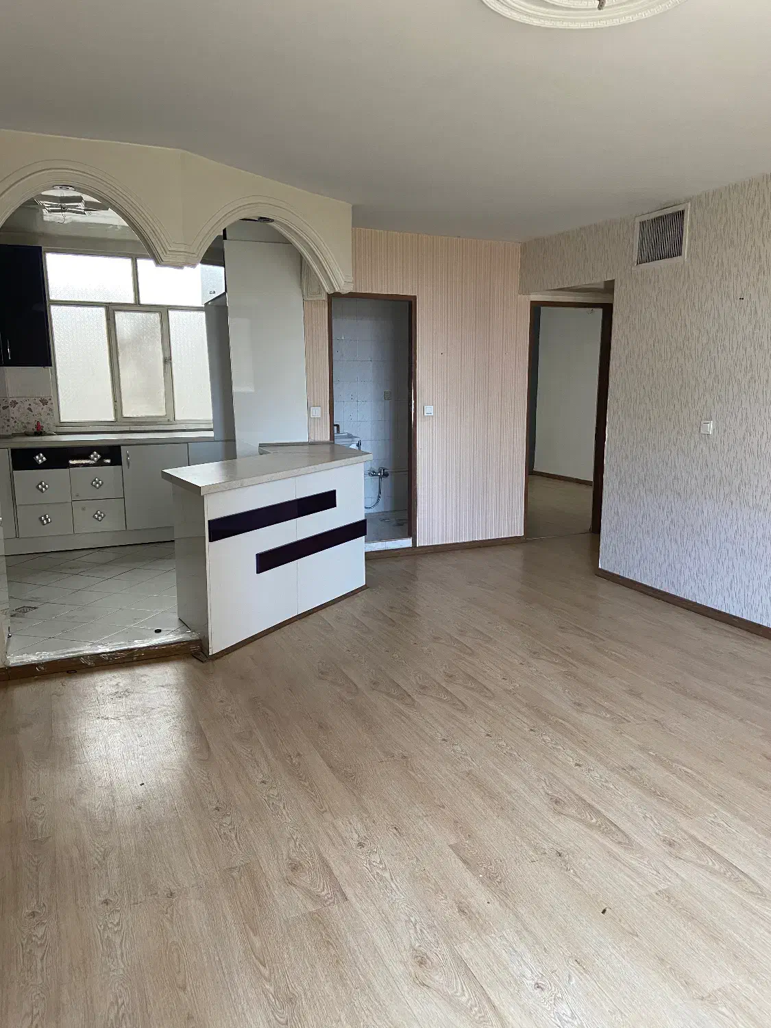 اجاره‌ ۷۵ منر دو خواب با پارکینگ تخلیه