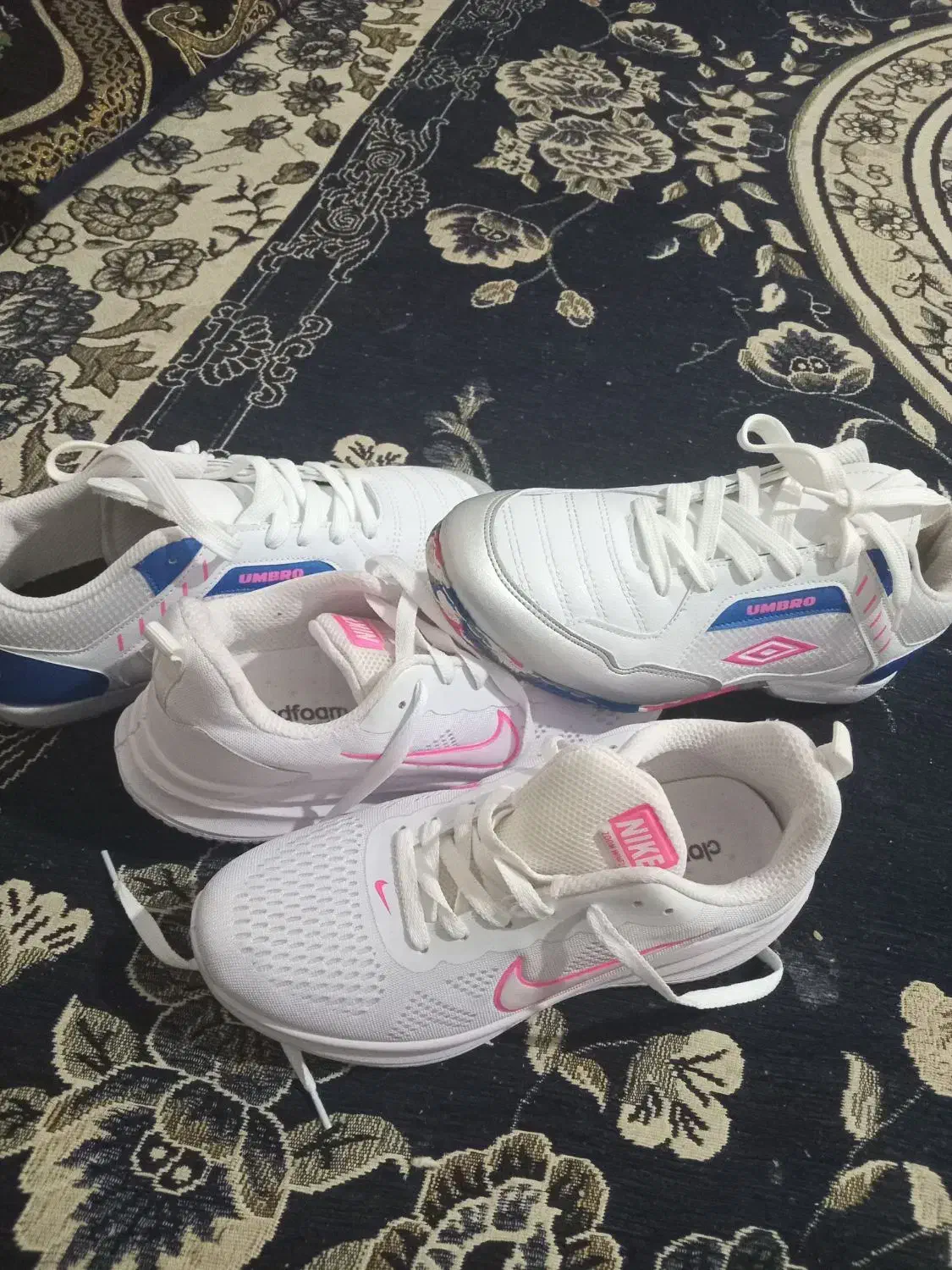 کفش اسپورت زنانه با کفش سالن مردانه|کیف، کفش، کمربند|سیرجان, |دیوار