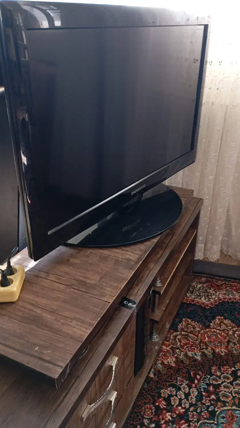 ال سی دی ۴۲|تلویزیون و پروژکتور|دهگلان, |دیوار