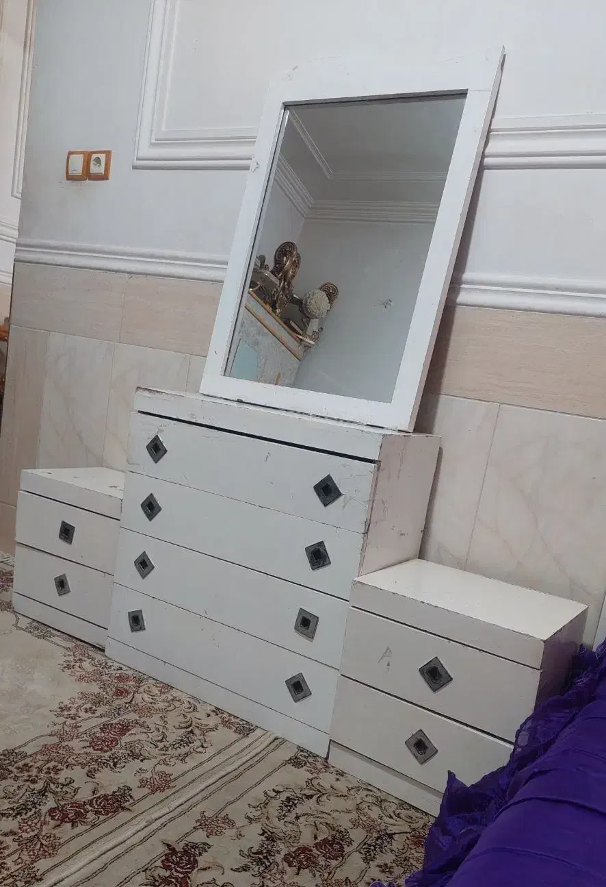 میز اریش|میز و صندلی غذاخوری|زاهدان, |دیوار